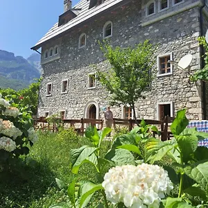 https://agroturizem-ndoc-gjecaj.albaniahotels.org